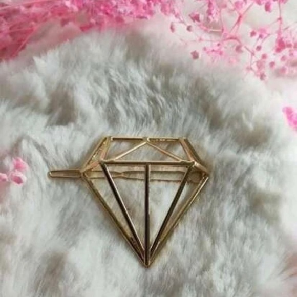 Gold Diamond Shaped Hair Clip - Picture 2 of 5